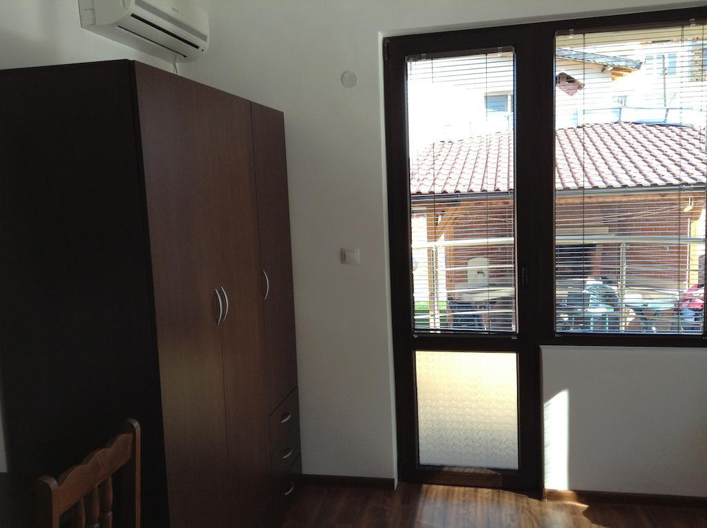 Guest House Luchi วาร์เชทส์ ภายนอก รูปภาพ