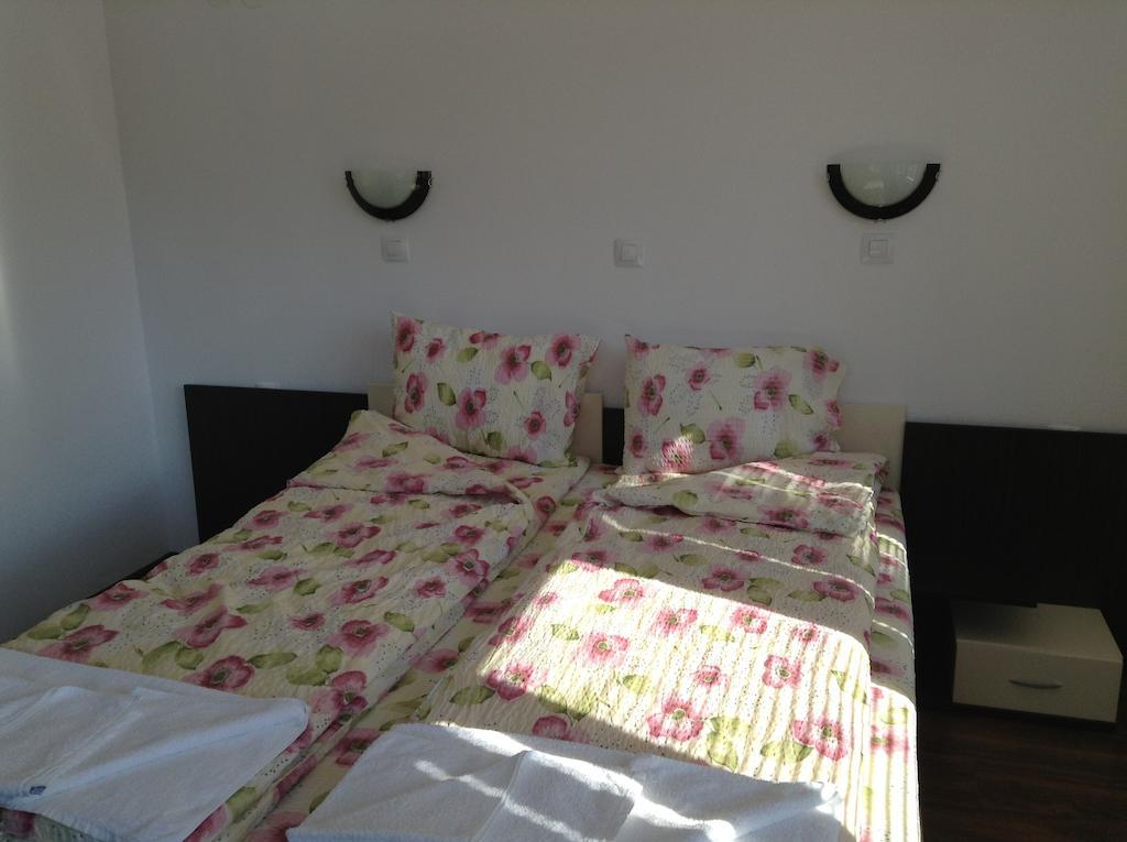 Guest House Luchi วาร์เชทส์ ห้อง รูปภาพ